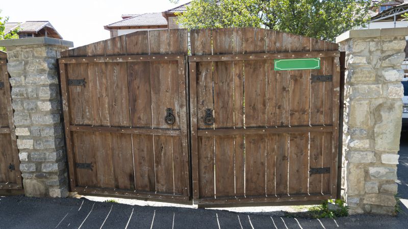 Driveway Gate Installation Costs — Cost of Driveway Gate Installation